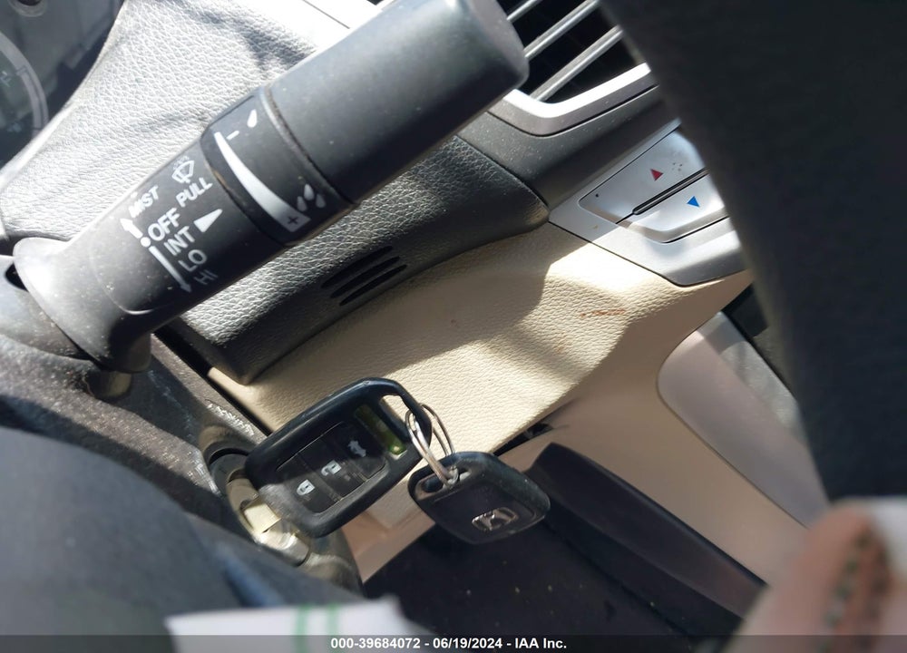 2014 HONDA ACCORD LX VIN: 1HGCR2F33EA084477