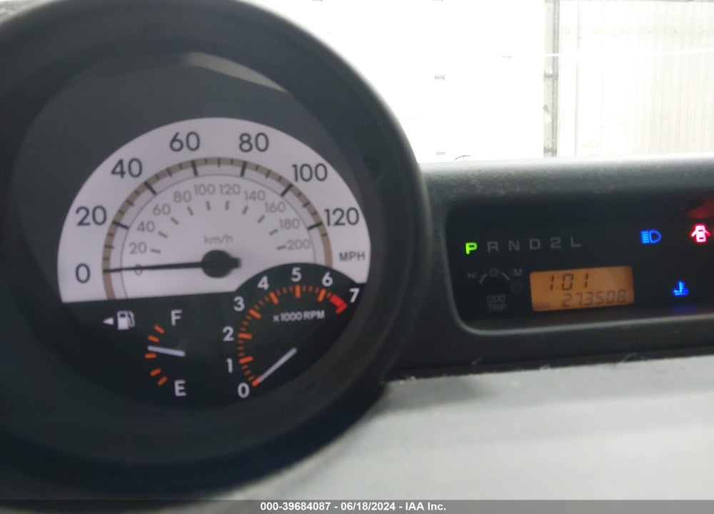 2006 SCION XB VIN: JTLKT324464051492