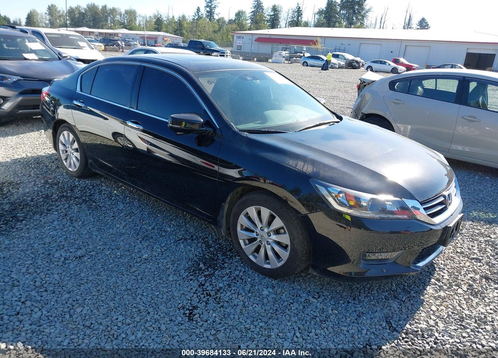 2015 HONDA ACCORD EX-L V-6 VIN: 1HGCR3F86FA021733