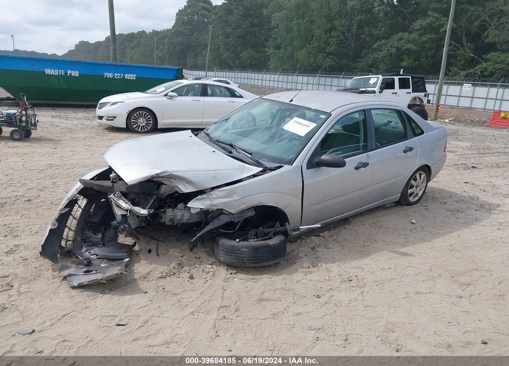 2005 FORD FOCUS ZX4 VIN: 1FAFP34N35W186737