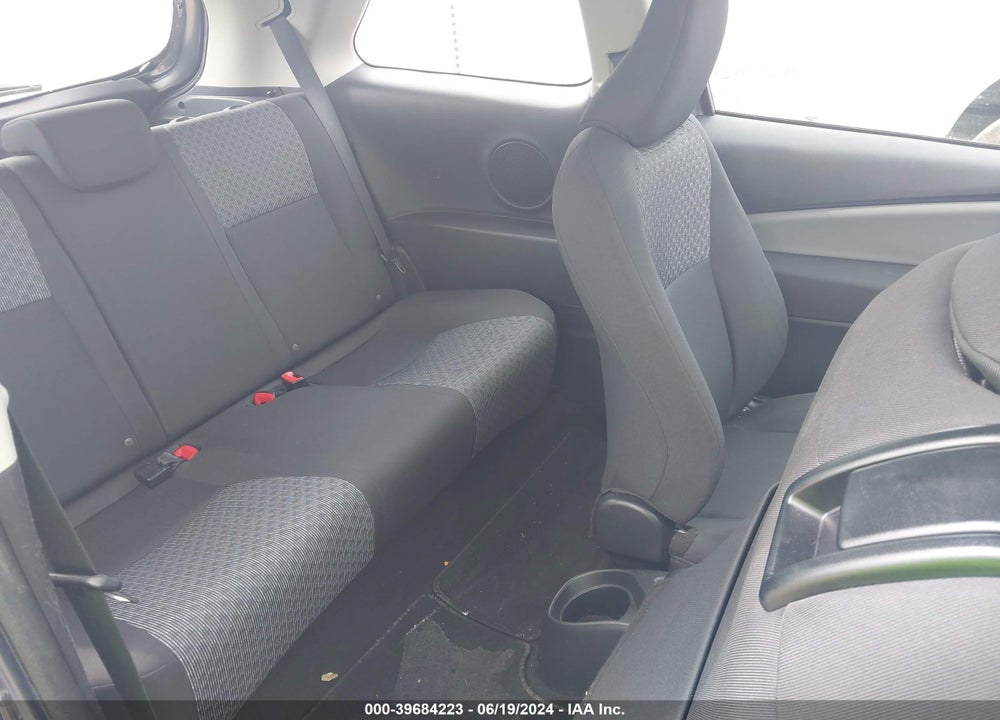 2015 TOYOTA YARIS L VIN: VNKJTUD33FA051414