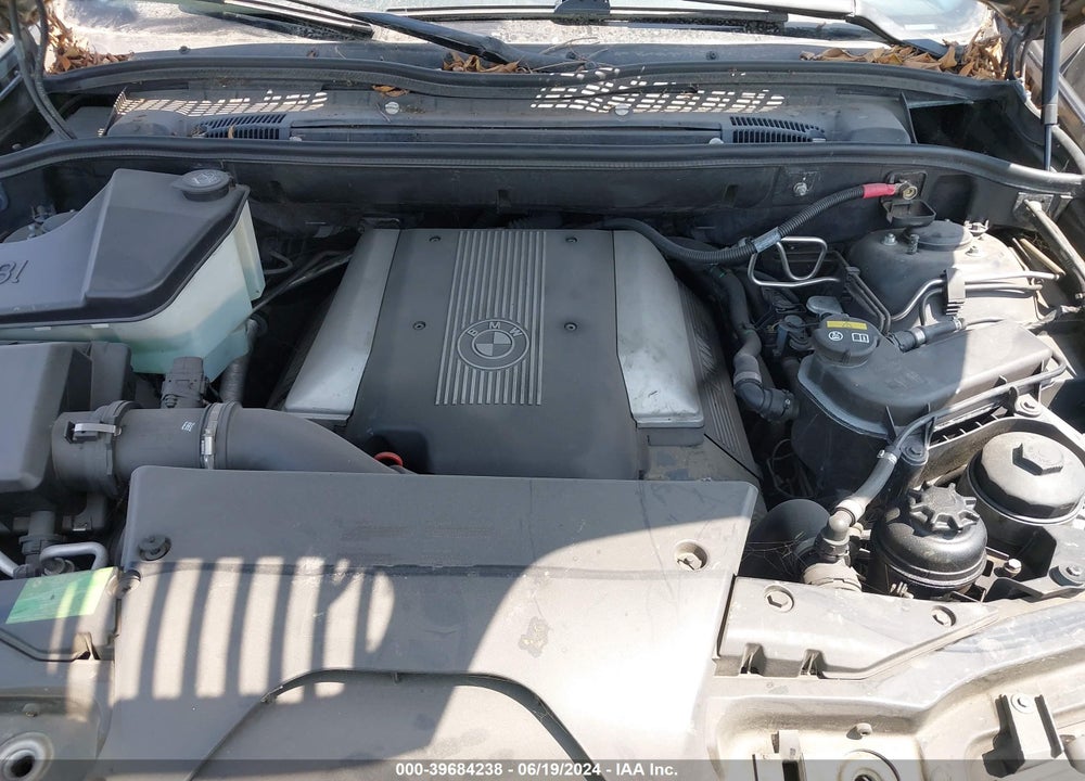 2001 BMW X5 4.4 VIN: WBAFB33591LH16635