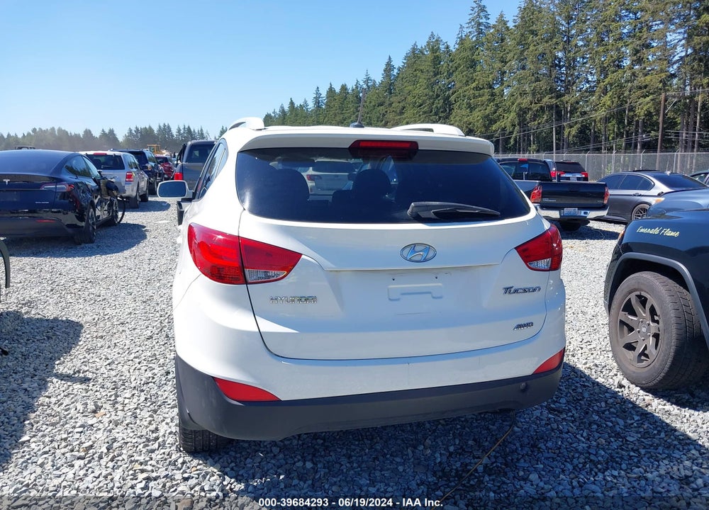 2011 HYUNDAI TUCSON GLS VIN: KM8JUCAC4BU316107