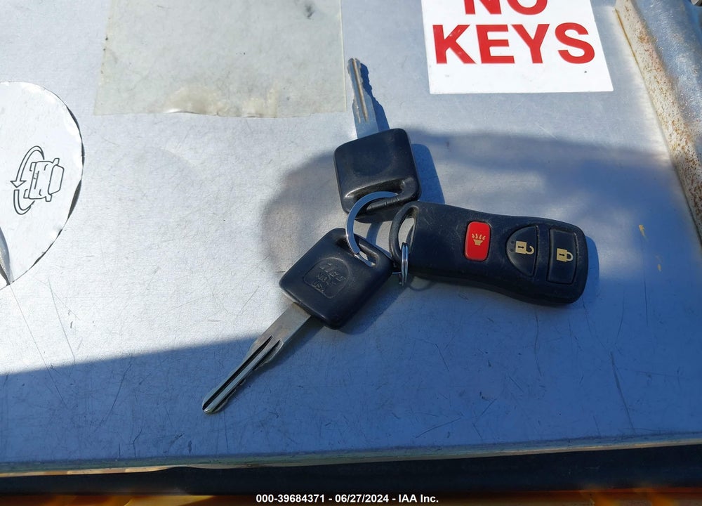 2007 NISSAN VERSA 1.8S VIN: 3N1BC13EX7L447321