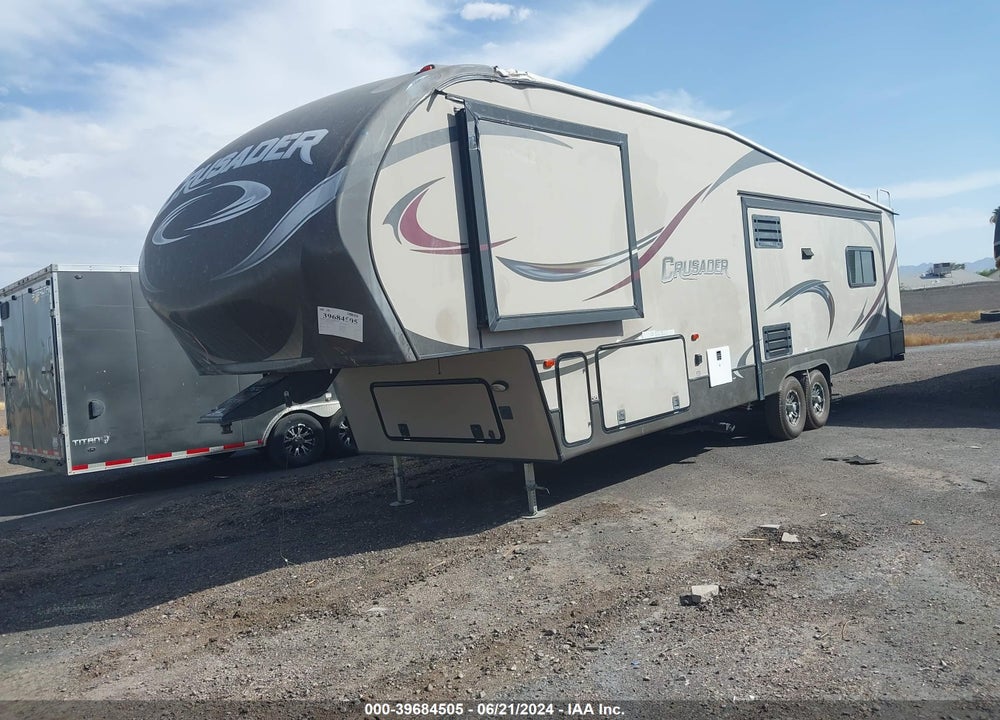 2014 FOREST RIVER CRUSADER VIN: 5ZT3CSYB1EG114883