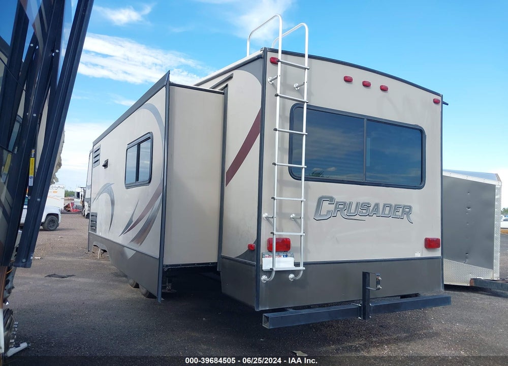 2014 FOREST RIVER CRUSADER VIN: 5ZT3CSYB1EG114883