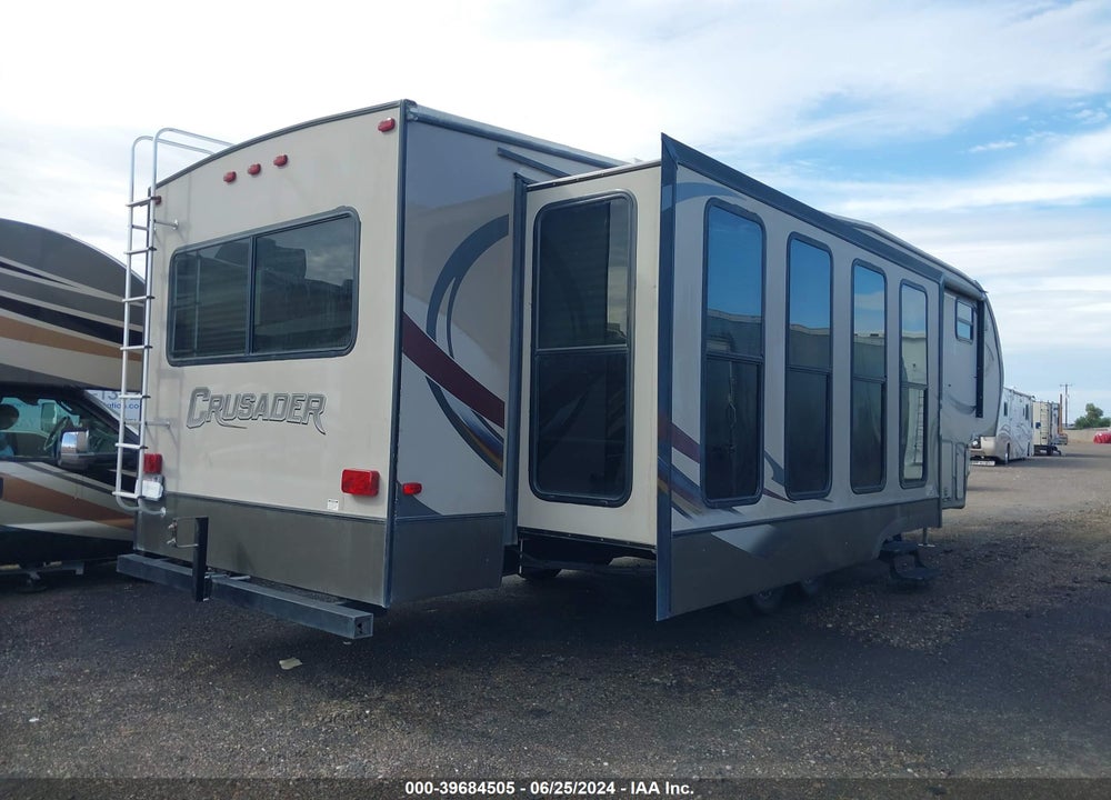 2014 FOREST RIVER CRUSADER VIN: 5ZT3CSYB1EG114883