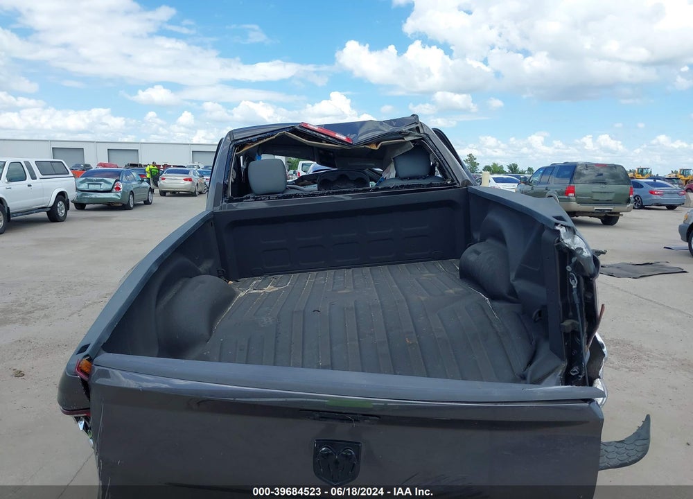 2018 RAM 1500 TRADESMAN REGULAR CAB 4X4 6'4 BOX VIN: 3C6JR7AT5JG219794