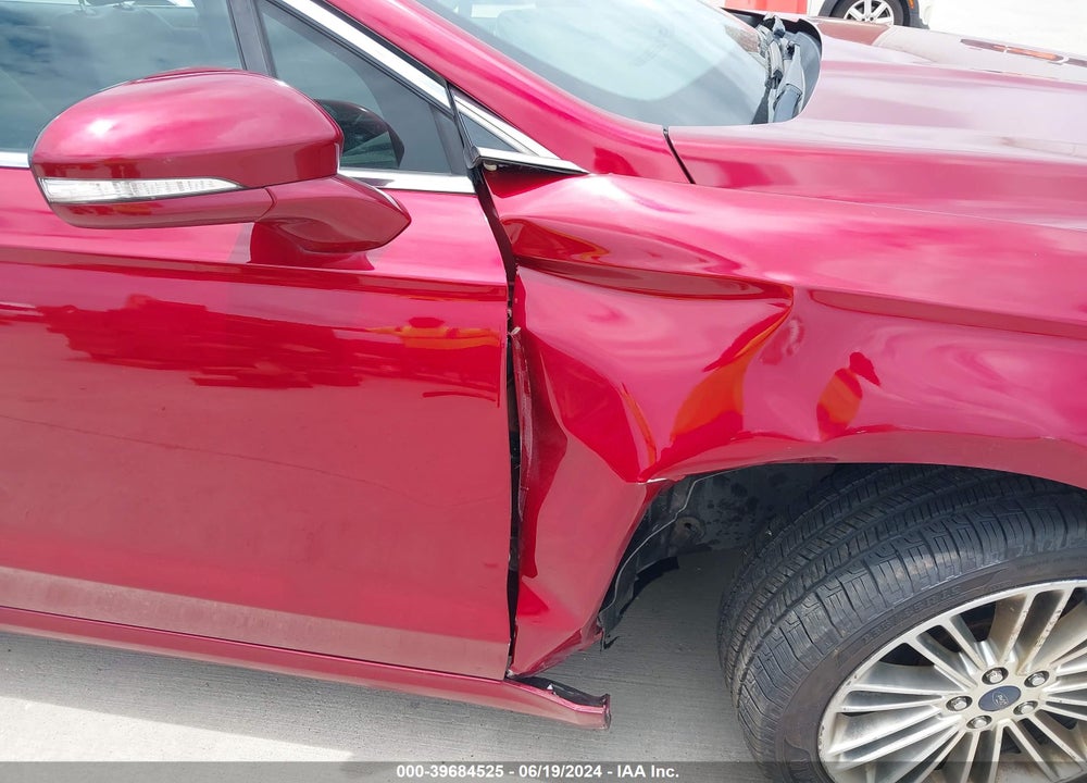 2015 FORD FUSION SE VIN: 3FA6P0HD1FR126167