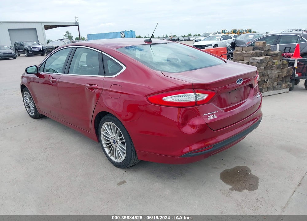 2015 FORD FUSION SE VIN: 3FA6P0HD1FR126167
