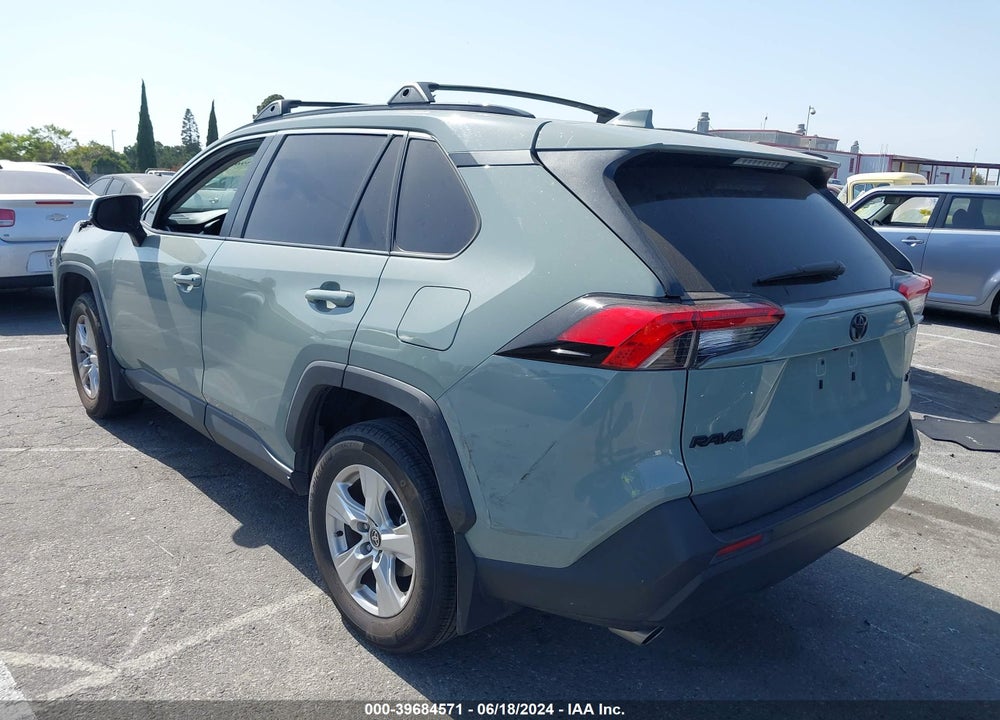 2021 TOYOTA RAV4 XLE VIN: 2T3W1RFV4MW174900