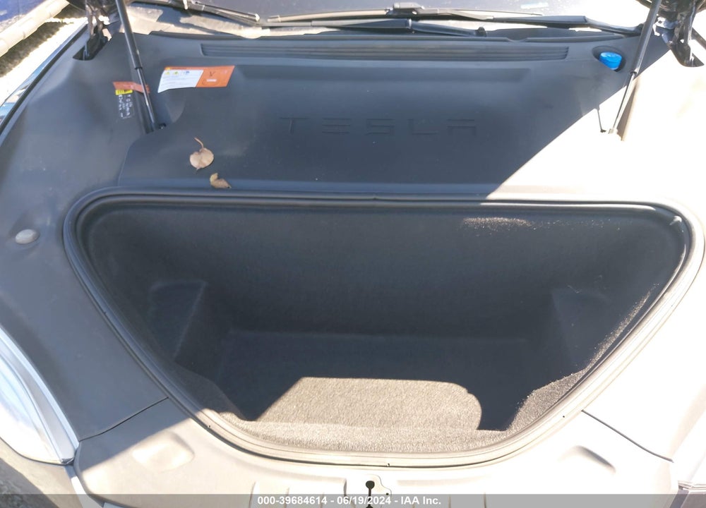 2018 TESLA MODEL S 100D/75D/P100D VIN: 5YJSA1E21JF281668
