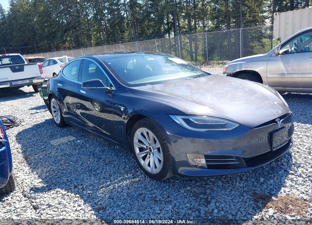 2018 TESLA MODEL S 100D/75D/P100D VIN: 5YJSA1E21JF281668