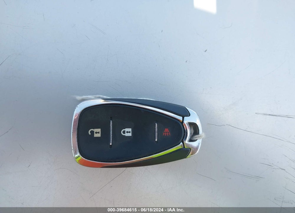 2018 CHEVROLET EQUINOX LT VIN: 2GNAXSEVXJ6252242