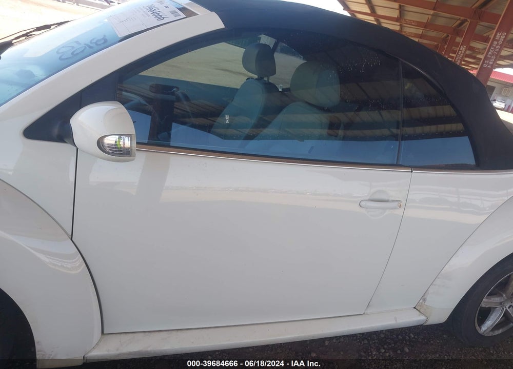 2007 VOLKSWAGEN NEW BEETLE TRIPLE WHITE VIN: 3VWFG31YX7M415682