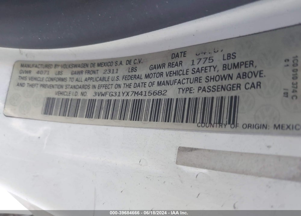 2007 VOLKSWAGEN NEW BEETLE TRIPLE WHITE VIN: 3VWFG31YX7M415682