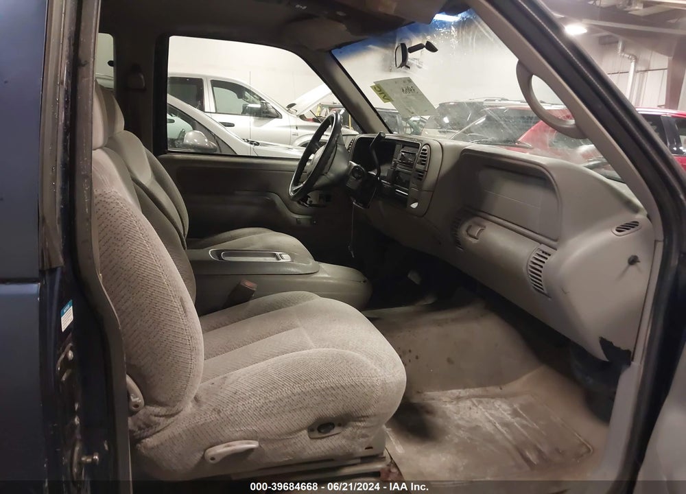 1998 GMC SIERRA 1500 SL WIDESIDE VIN: 2GTEK19R0W1505170