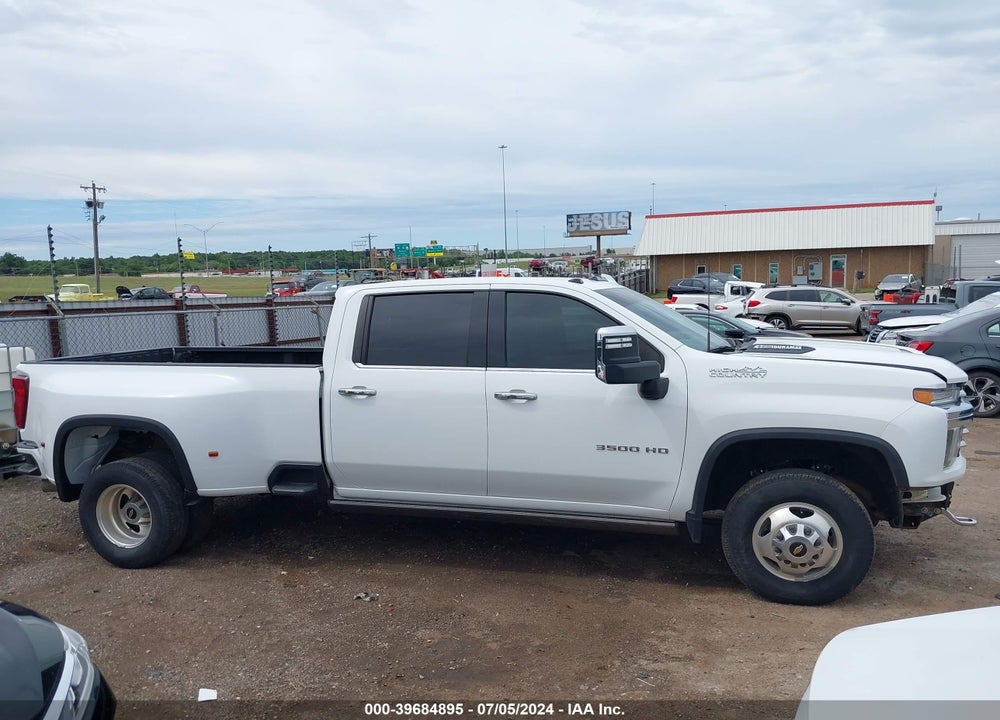 2022 CHEVROLET SILVERADO 3500HD 4WD  LONG BED HIGH COUNTRY VIN: 1GC4YVEY3NF310055
