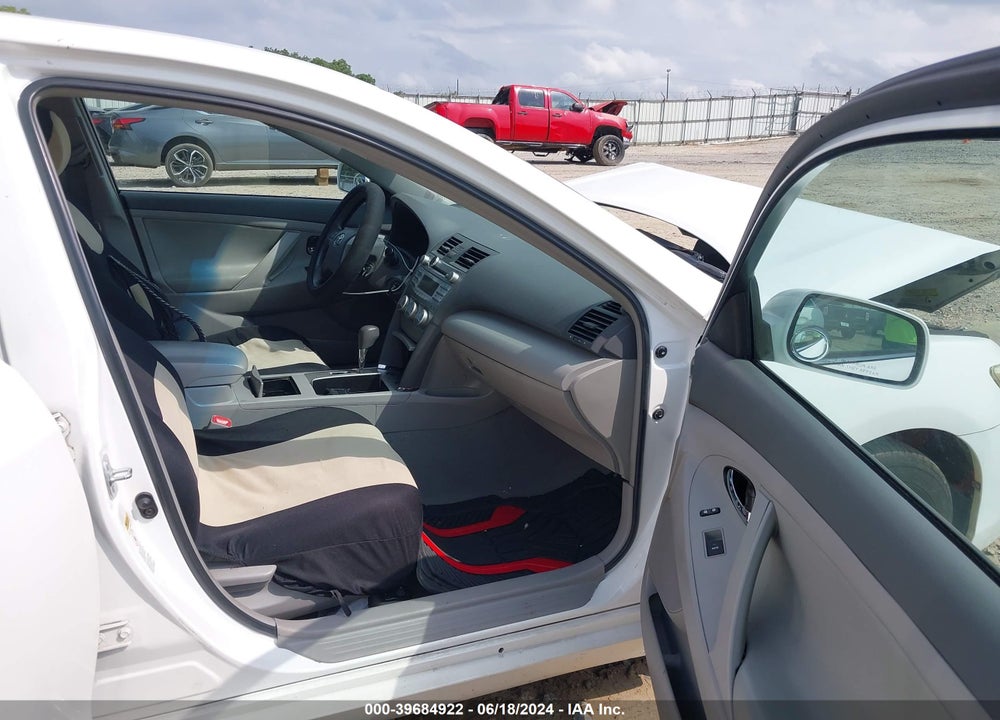 2011 TOYOTA CAMRY LE VIN: 4T1BF3EK0BU643278