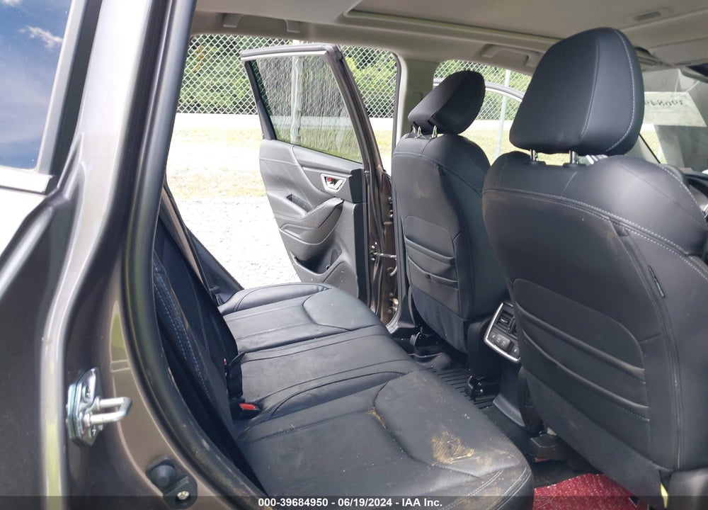 2022 SUBARU FORESTER TOURING VIN: JF2SKARC5NH493013