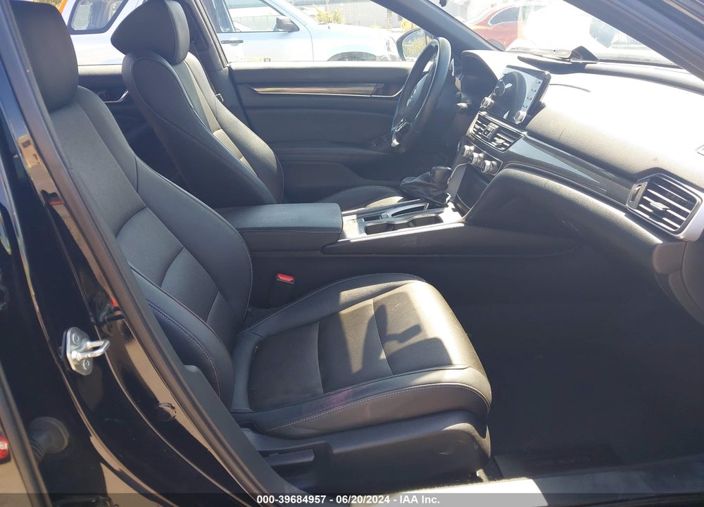 2019 HONDA ACCORD SPORT VIN: 1HGCV1F30KA111927