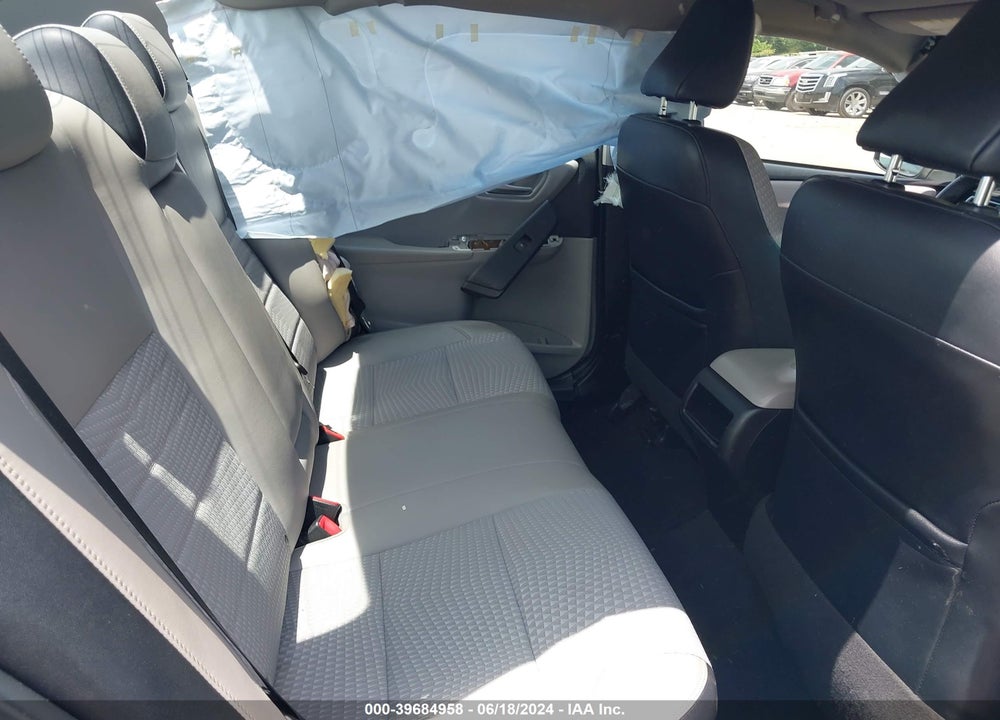 2015 TOYOTA CAMRY SE VIN: 4T1BF1FK8FU076715