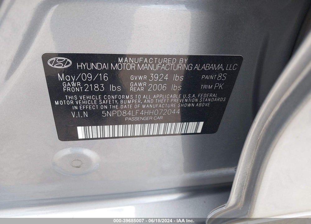 2017 HYUNDAI ELANTRA SE VIN: 5NPD84LF4HH072044