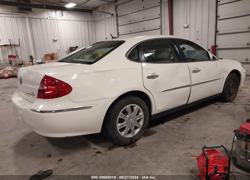 2008 BUICK LACROSSE VIN: 2G4WC582681161968