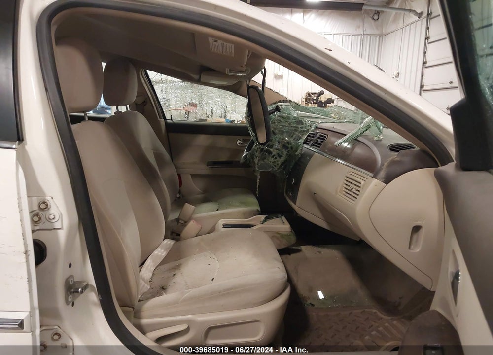 2008 BUICK LACROSSE VIN: 2G4WC582681161968
