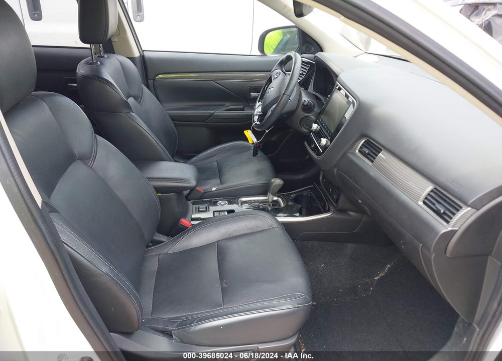 2020 MITSUBISHI OUTLANDER SEL 2.4 S-AWC VIN: JA4AZ3A30LZ004404