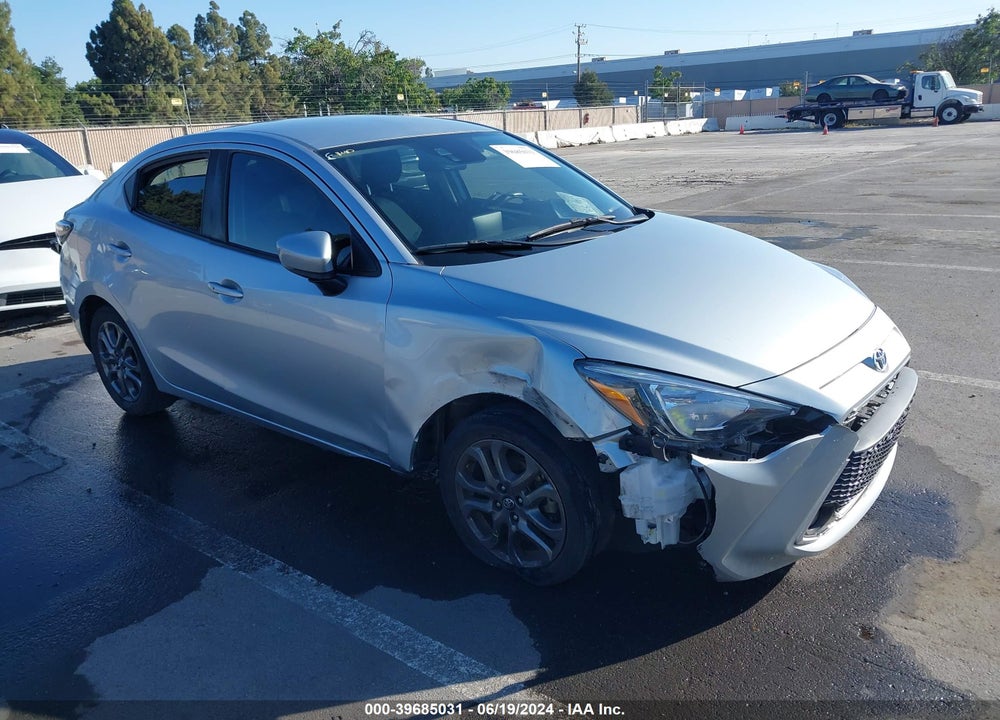 2019 TOYOTA YARIS LE VIN: 3MYDLBYV5KY502582