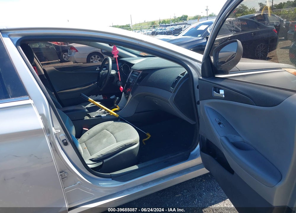 2012 HYUNDAI SONATA GLS VIN: 5NPEB4AC0CH427587