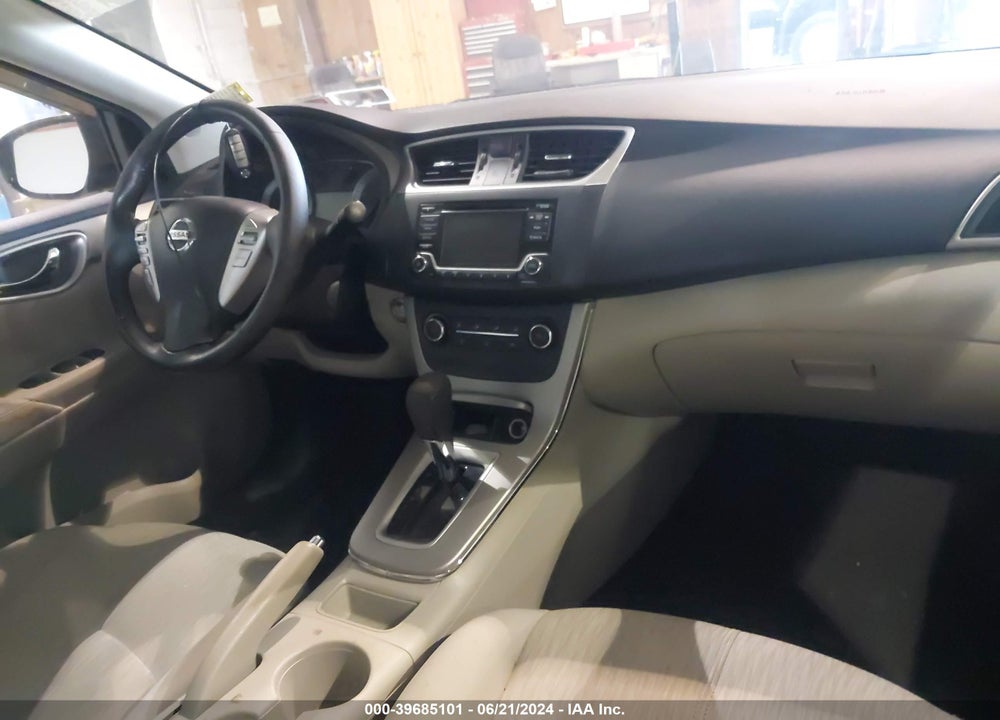 2015 NISSAN SENTRA SV VIN: 3N1AB7AP2FY298135