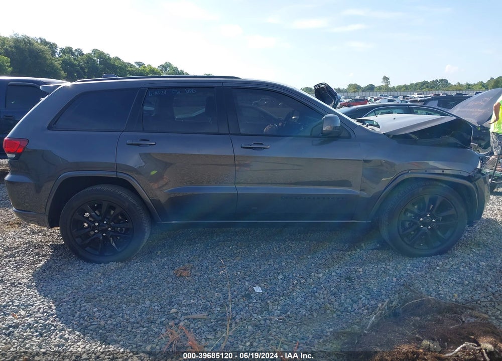 2018 JEEP GRAND CHEROKEE ALTITUDE 4X2 VIN: 1C4RJEAG8JC428122