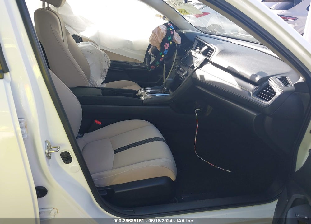 2018 HONDA CIVIC LX VIN: 19XFC2F50JE023870