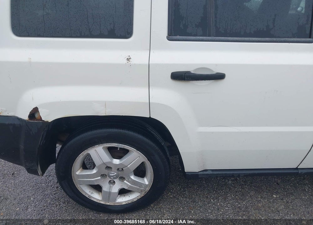 2008 JEEP PATRIOT SPORT VIN: 1J8FT28W28D572903