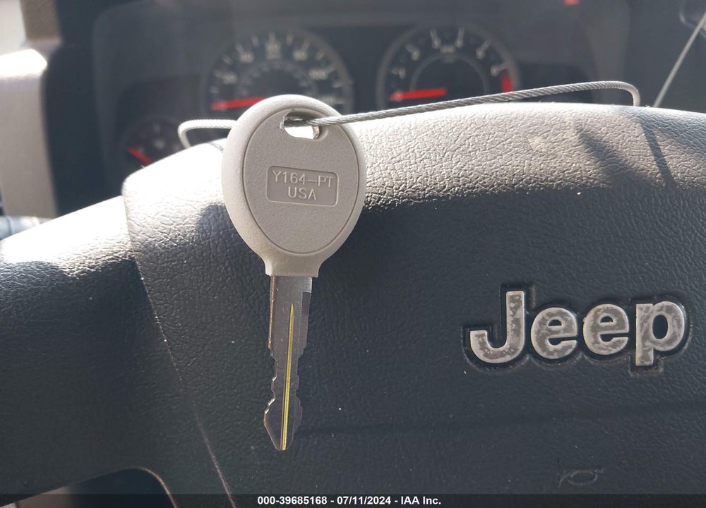 2008 JEEP PATRIOT SPORT VIN: 1J8FT28W28D572903