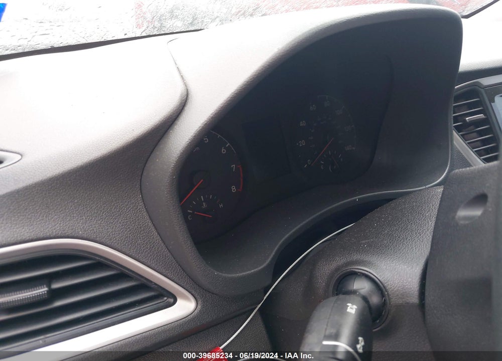 2019 HYUNDAI ACCENT VIN: 3KPC24A38KE060514