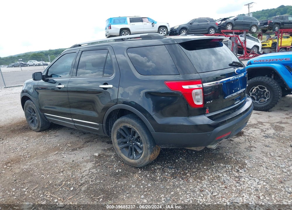 2011 FORD EXPLORER XLT VIN: 1FMHK8D81BGA46194