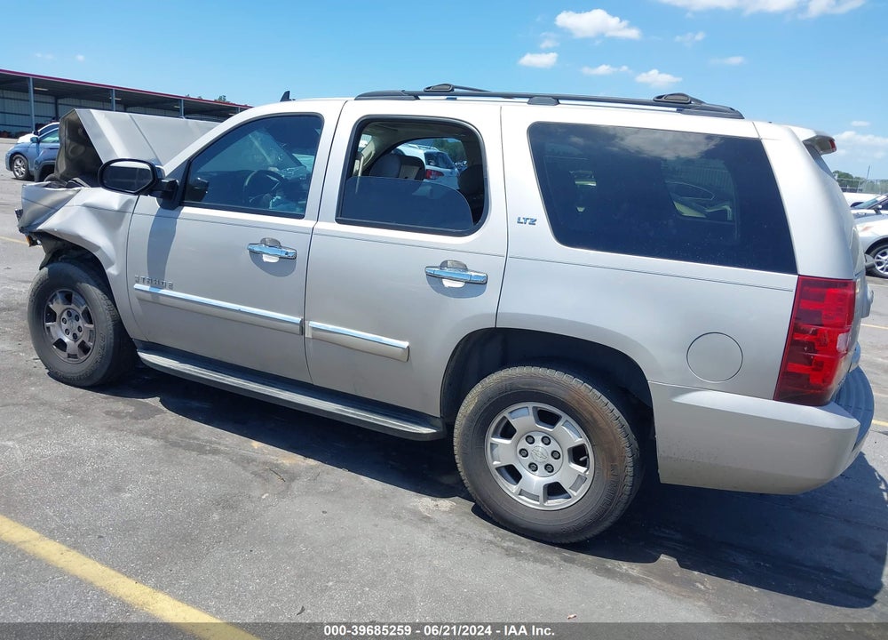 2008 CHEVROLET TAHOE LTZ VIN: 1GNFC13068R139017