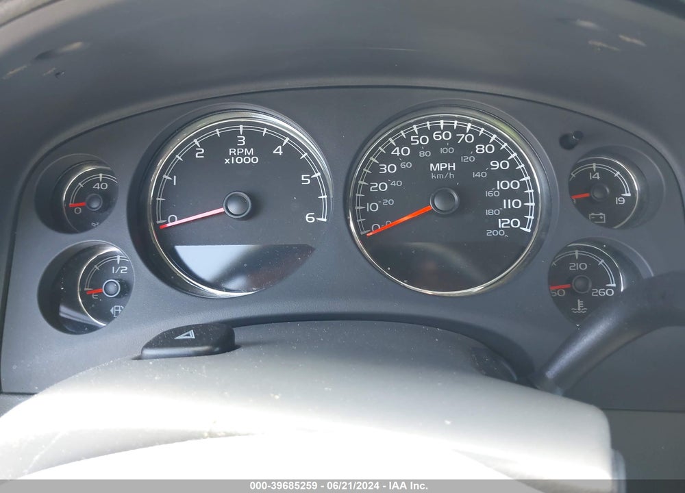 2008 CHEVROLET TAHOE LTZ VIN: 1GNFC13068R139017