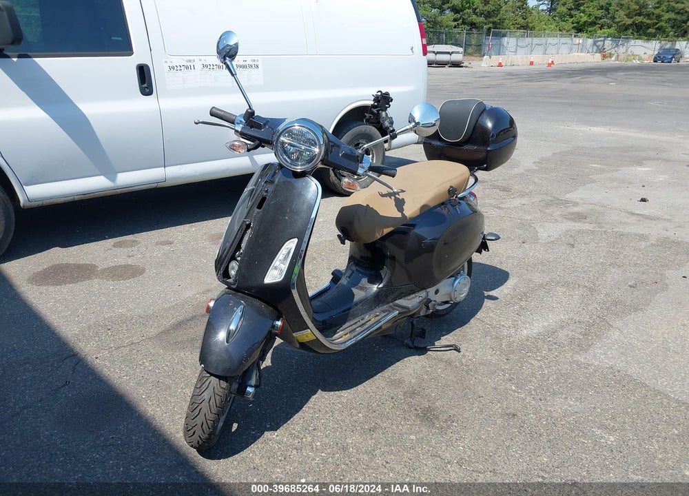 2022 VESPA PRIMAVERA/SPRINT 50 VIN: ZAPCA06B0N5104709