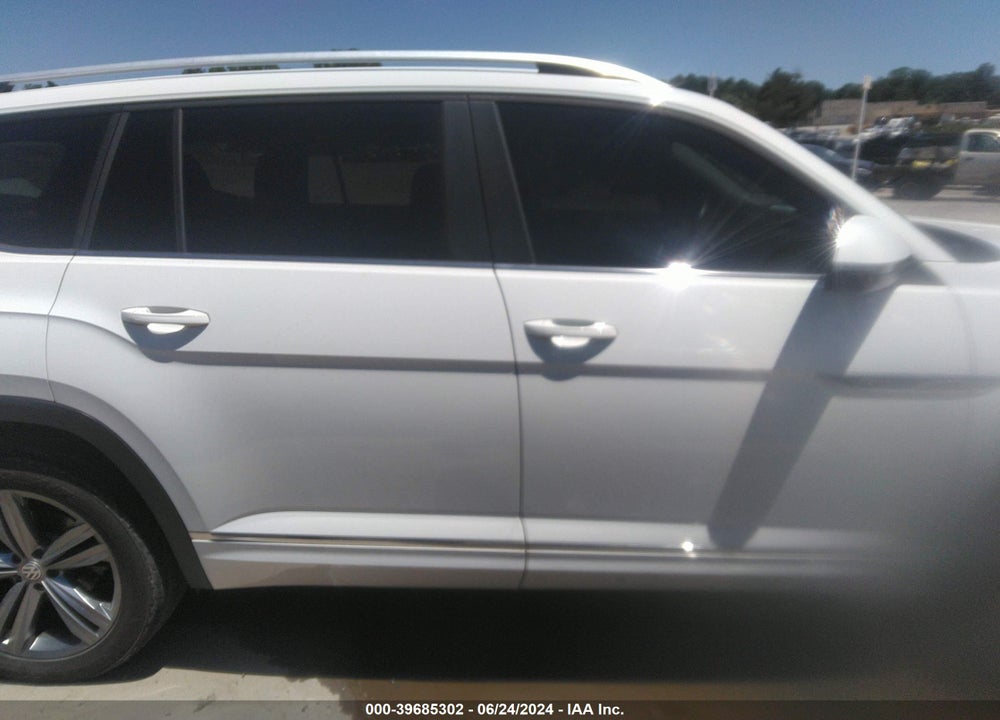 2019 VOLKSWAGEN ATLAS 3.6L V6 SE W/TECHNOLOGY R-LINE VIN: 1V2XR2CA8KC576648