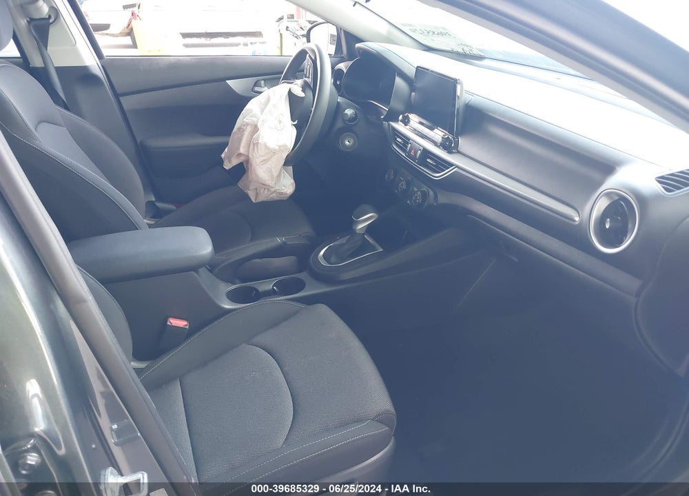 2023 KIA FORTE LXS VIN: 3KPF24AD6PE623167