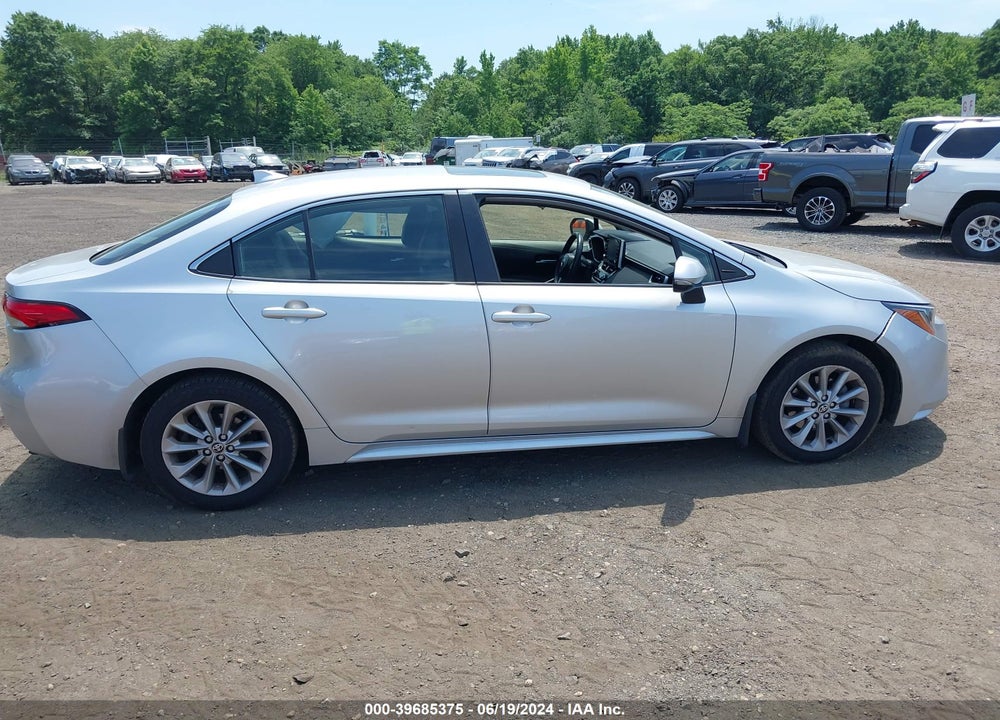 2020 TOYOTA COROLLA XLE VIN: JTDFPRAE4LJ044330
