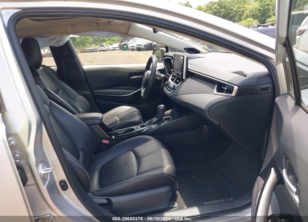 2020 TOYOTA COROLLA XLE VIN: JTDFPRAE4LJ044330