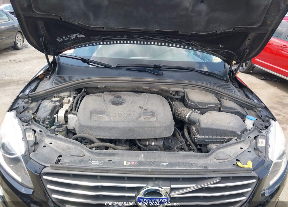 2017 VOLVO XC60 T6 DYNAMIC VIN: YV449MRR4H2039008