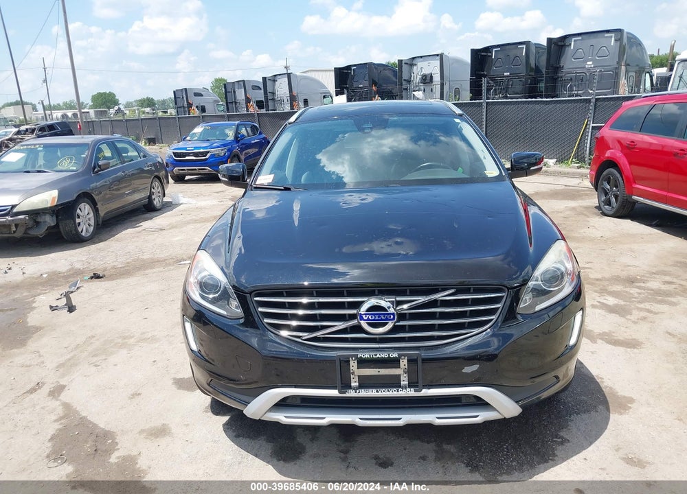 2017 VOLVO XC60 T6 DYNAMIC VIN: YV449MRR4H2039008
