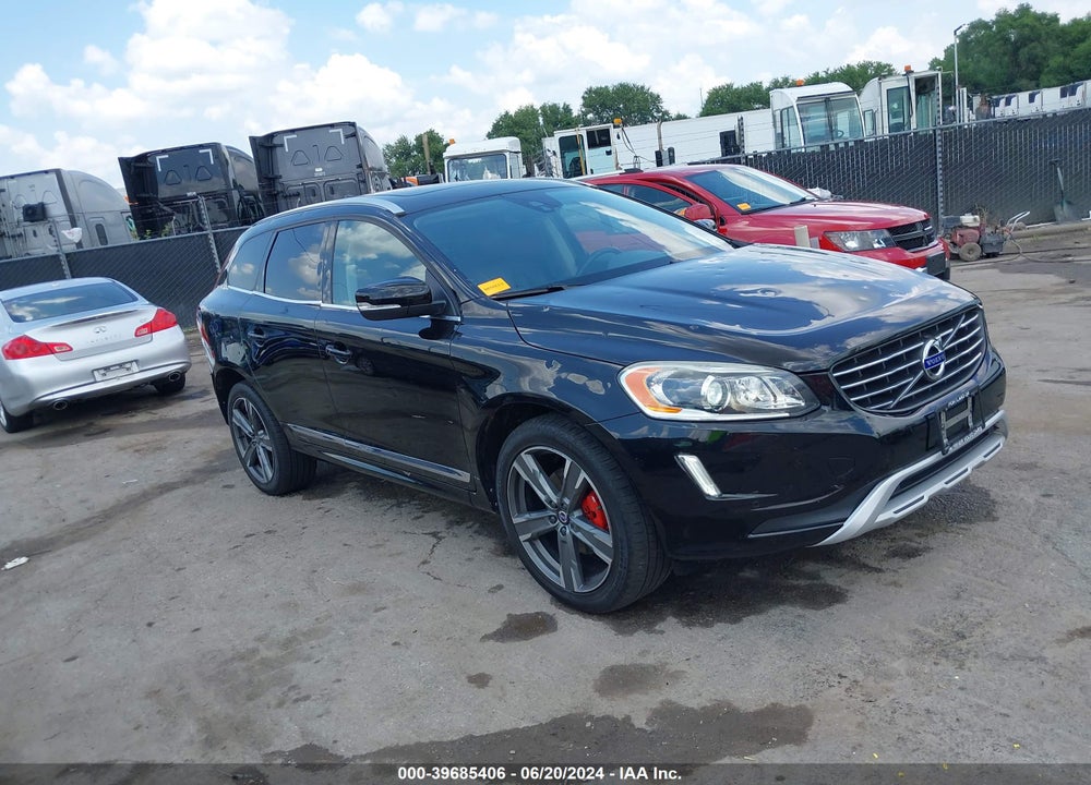 2017 VOLVO XC60 T6 DYNAMIC VIN: YV449MRR4H2039008