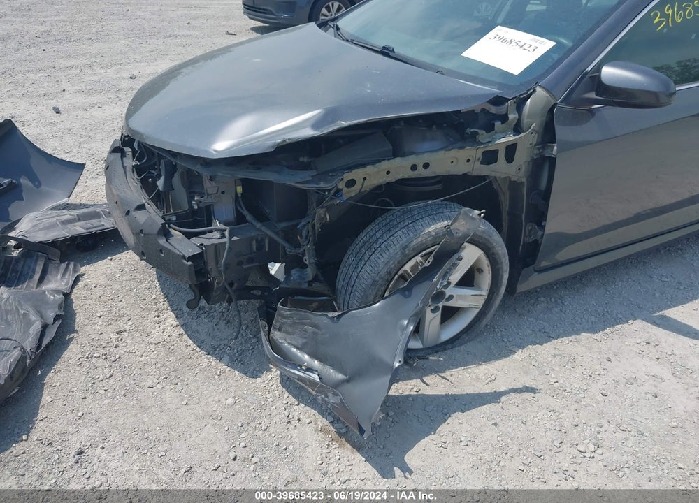 2013 TOYOTA CAMRY SE VIN: 4T1BF1FK7DU260427